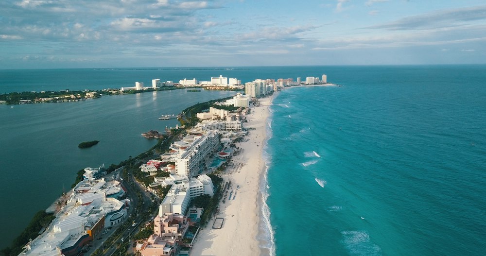 Aerial view of Cancún's hotel zone between lagoon and sea